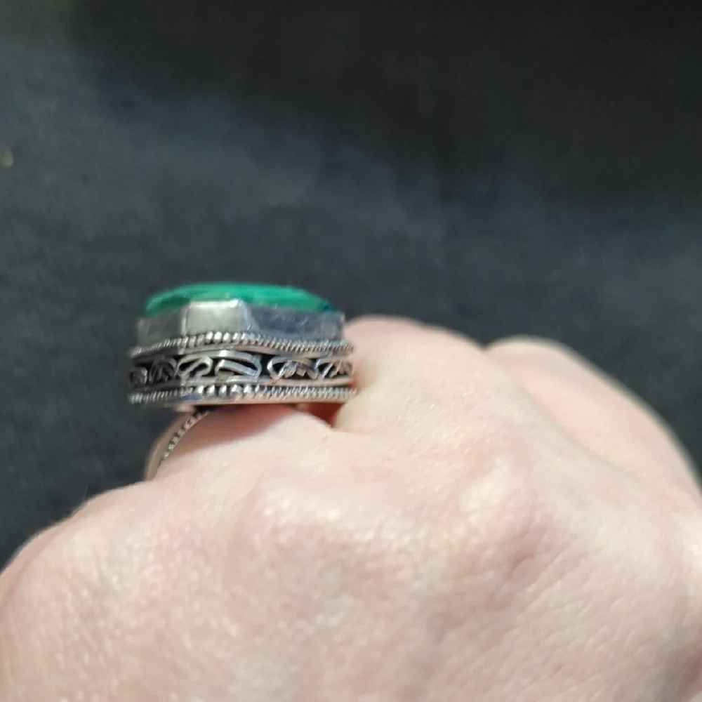 Silver Plated Green Malachite Gemstone Chunky Statement Ring - Size 7-8